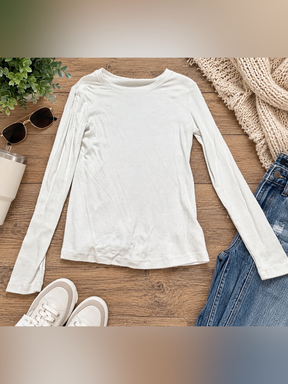 A New Day Women’s White Ribbed Long Sleeve Crewneck Layering Top